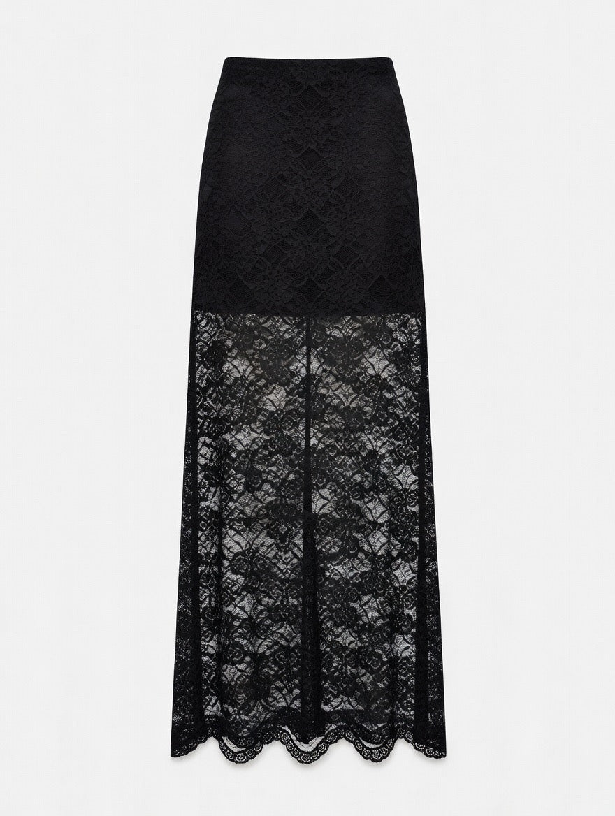 Natasha Maxi skirt in floral lace