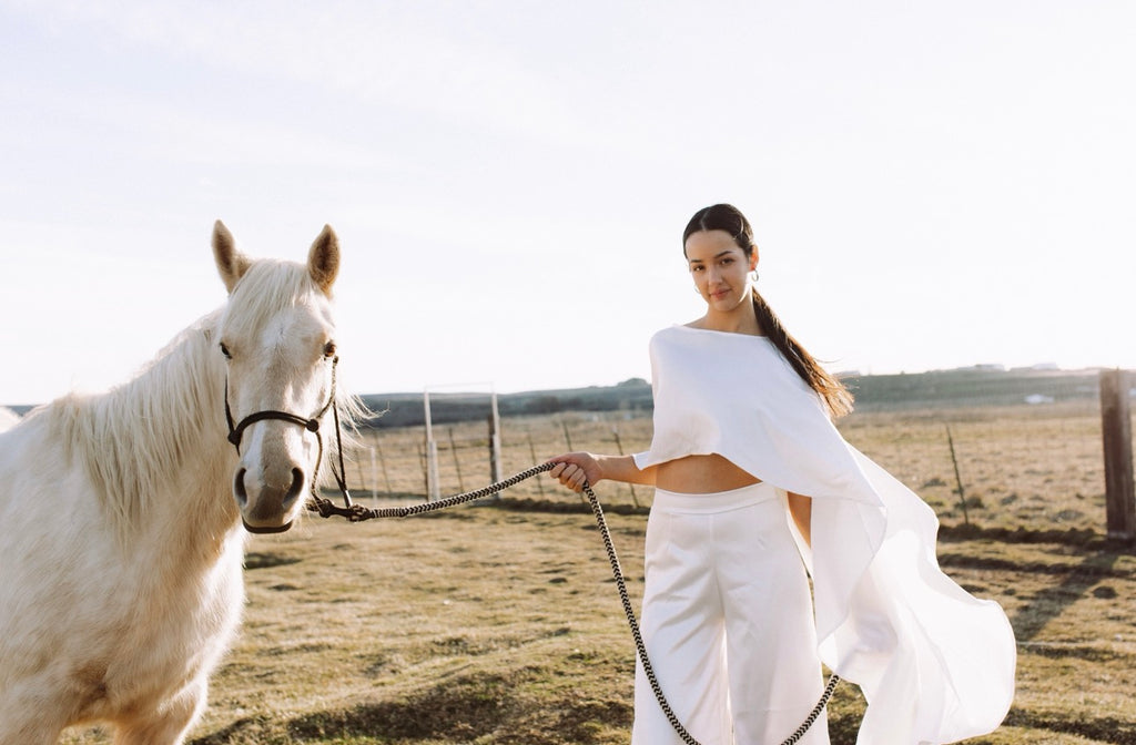 Echo Silk-touch voile Cape – Ivory