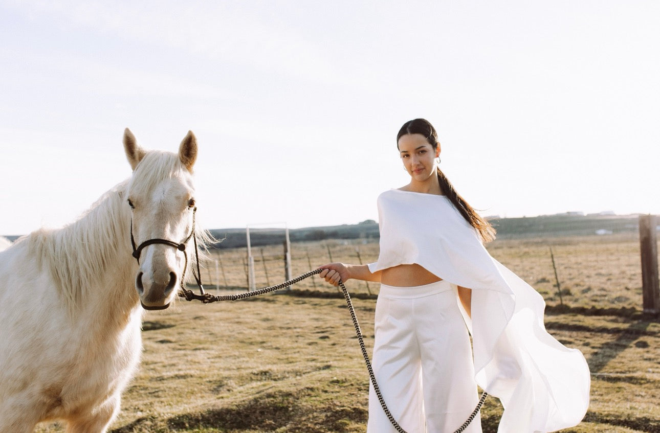Echo Silk-touch voile Cape – Ivory